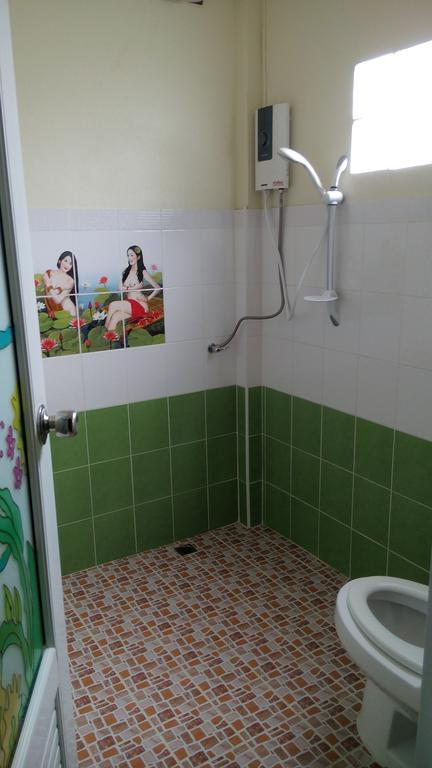 Sangtong Beach Resort Laem Sing Exterior foto