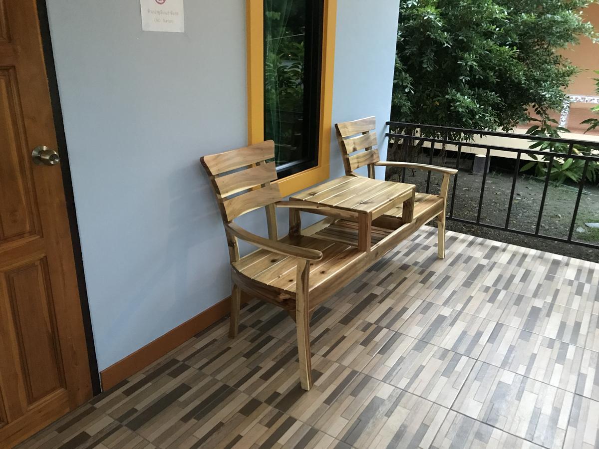 Sangtong Beach Resort Laem Sing Exterior foto